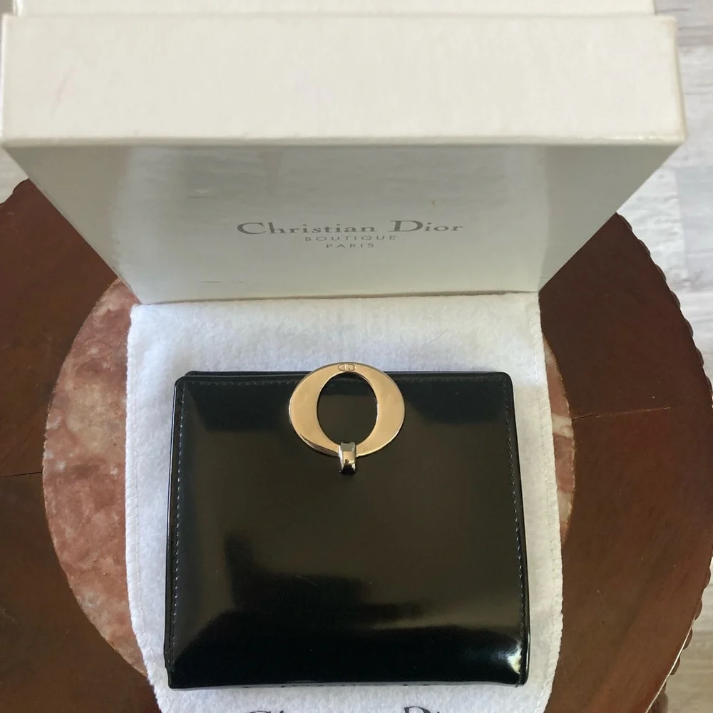 Pre-Loved Authentic Christian Dior Black Leather Wallet